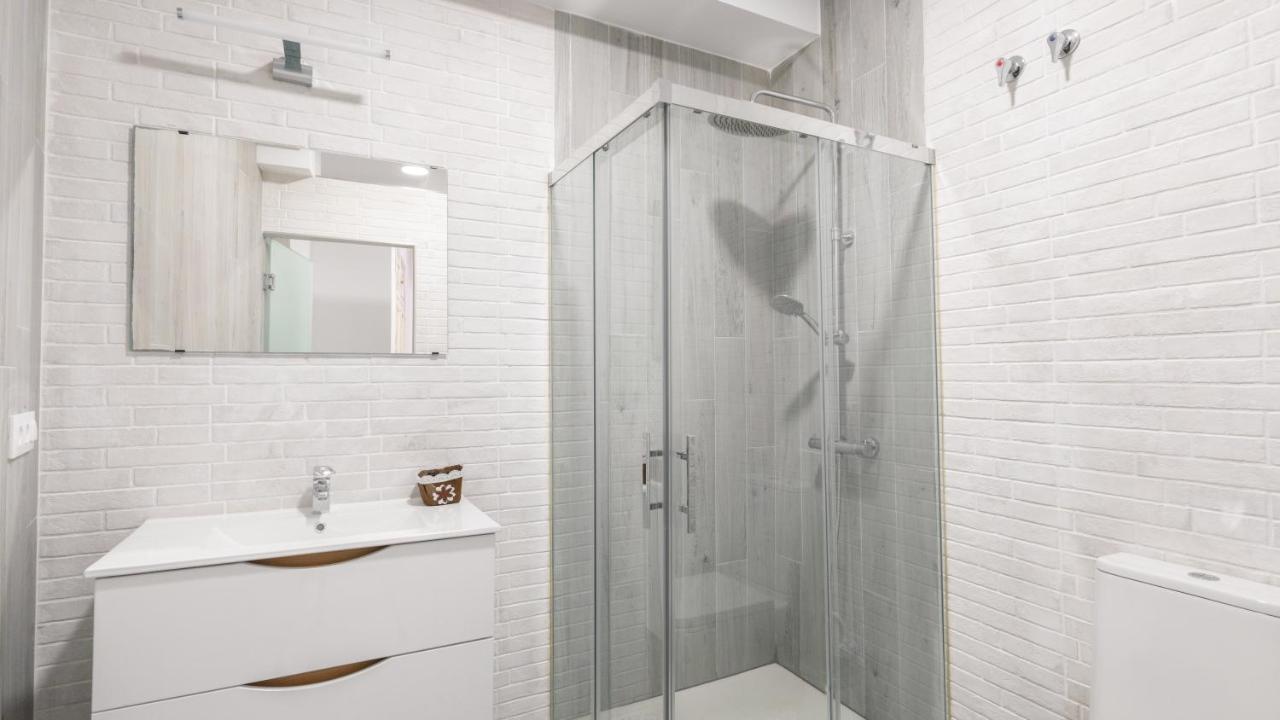 Guesthouse Room & Studio Seville La Flamenka Exterior photo